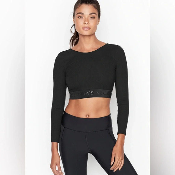 EUC Victoria’s Secret Black Long Sleeve Low Back Crop Top in Size Medium - Picture 2 of 5
